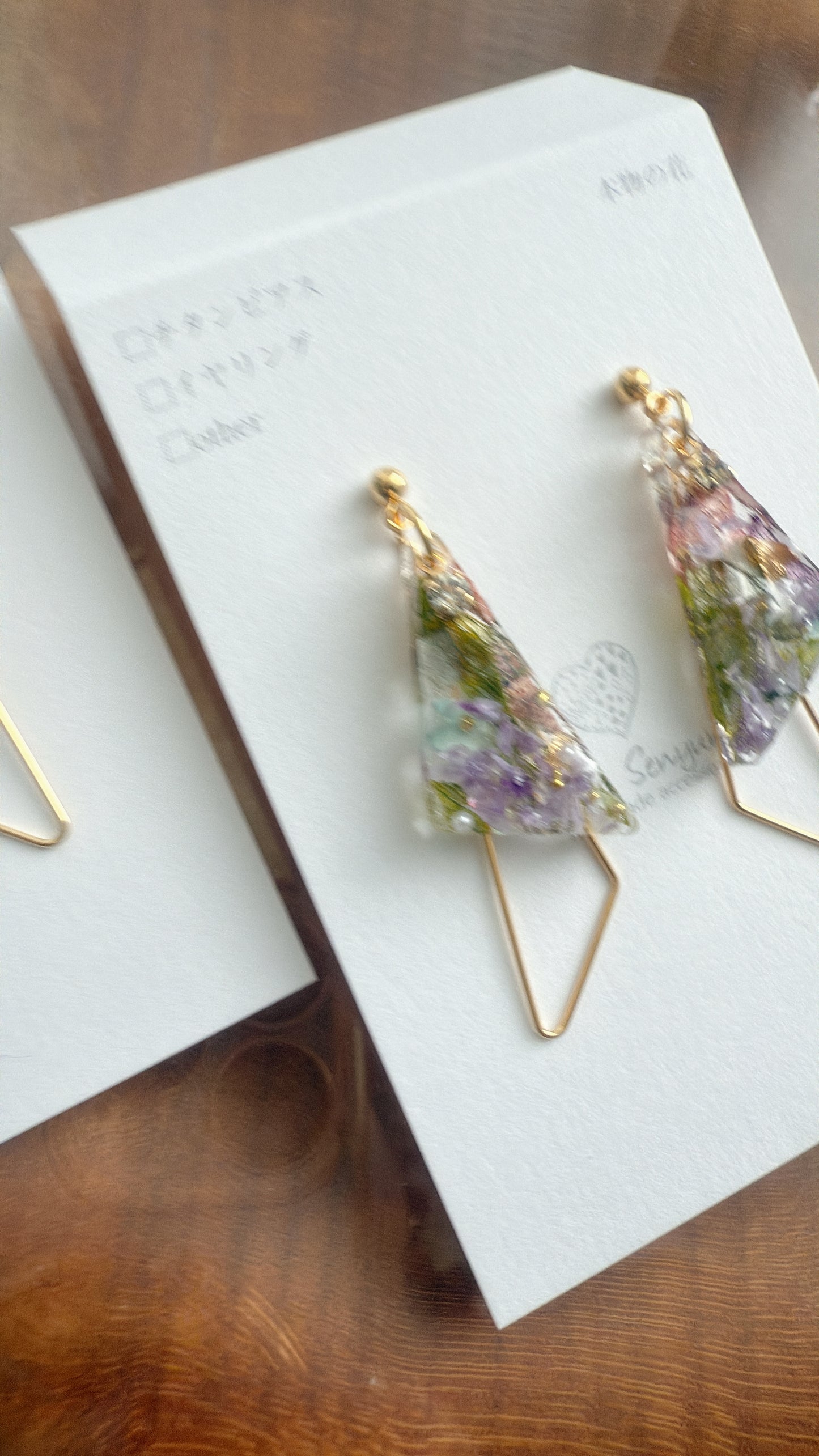 Claude Monet Garden in Giverny Inspired Triangular Floral Earrings -  モネの庭のアヤメ　No.3