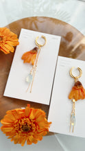 Gerbera Ear-Cuff No.1