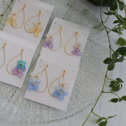 Teardrop Hoop Earrings with Hydrangeas No.21 ピアスorイヤリング