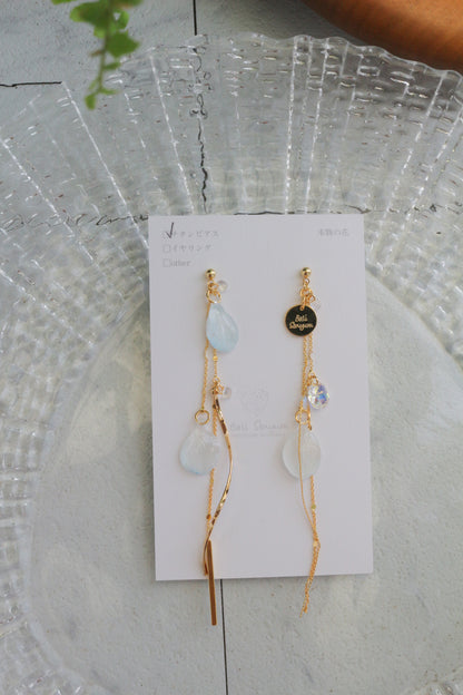 Flowing Hydrangea Earrings No.1 ピアスorイヤリング