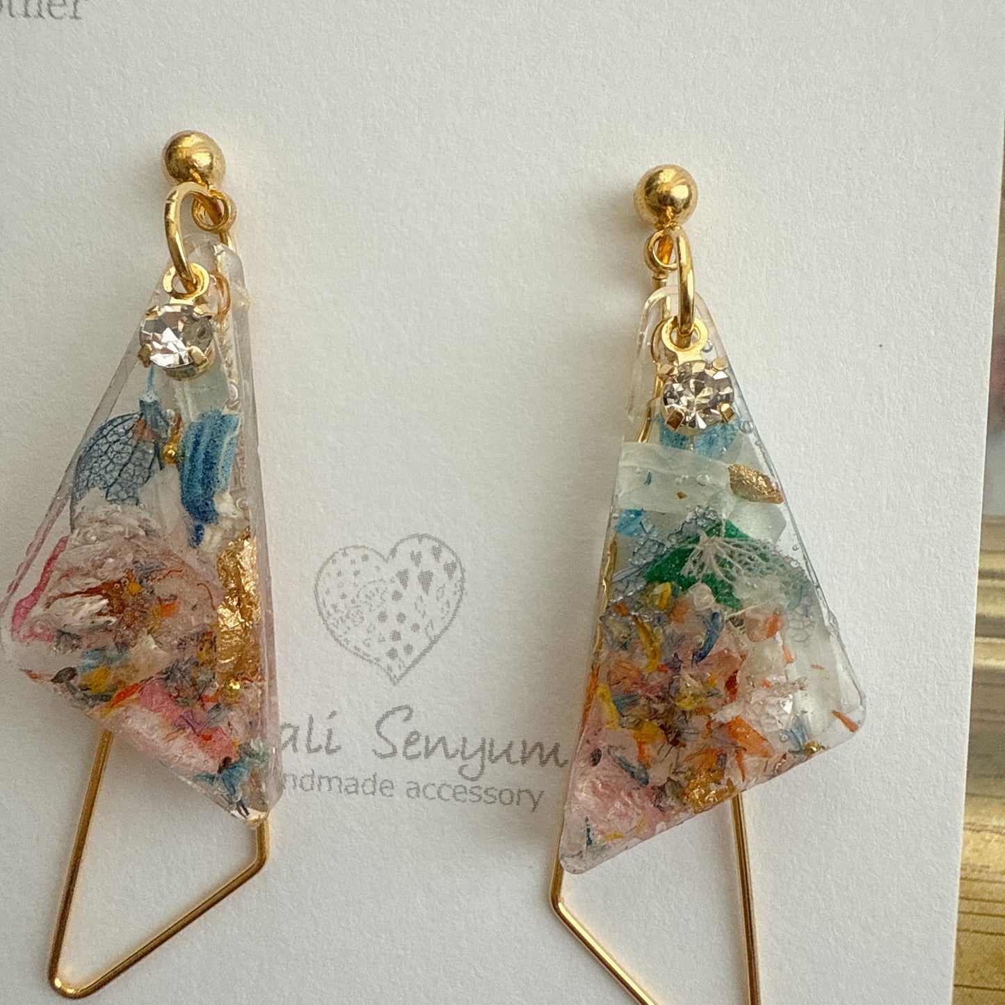 Claude Monet Woman with a Parasol Inspired Earrings -  散歩　日傘をさす女性　No.6
