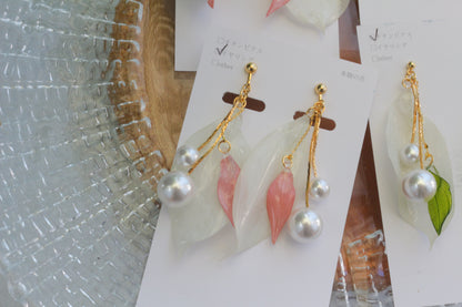 Yuri Lily No.5-  Titanium Pierce