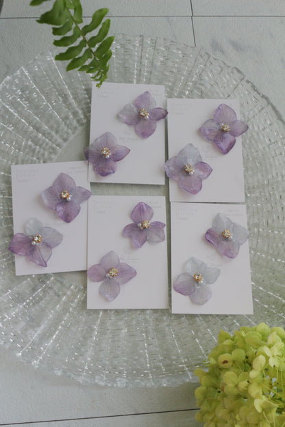 Hydrangea Petal  No.64 パーツ選べます。Clip-on or Titanium Pierce