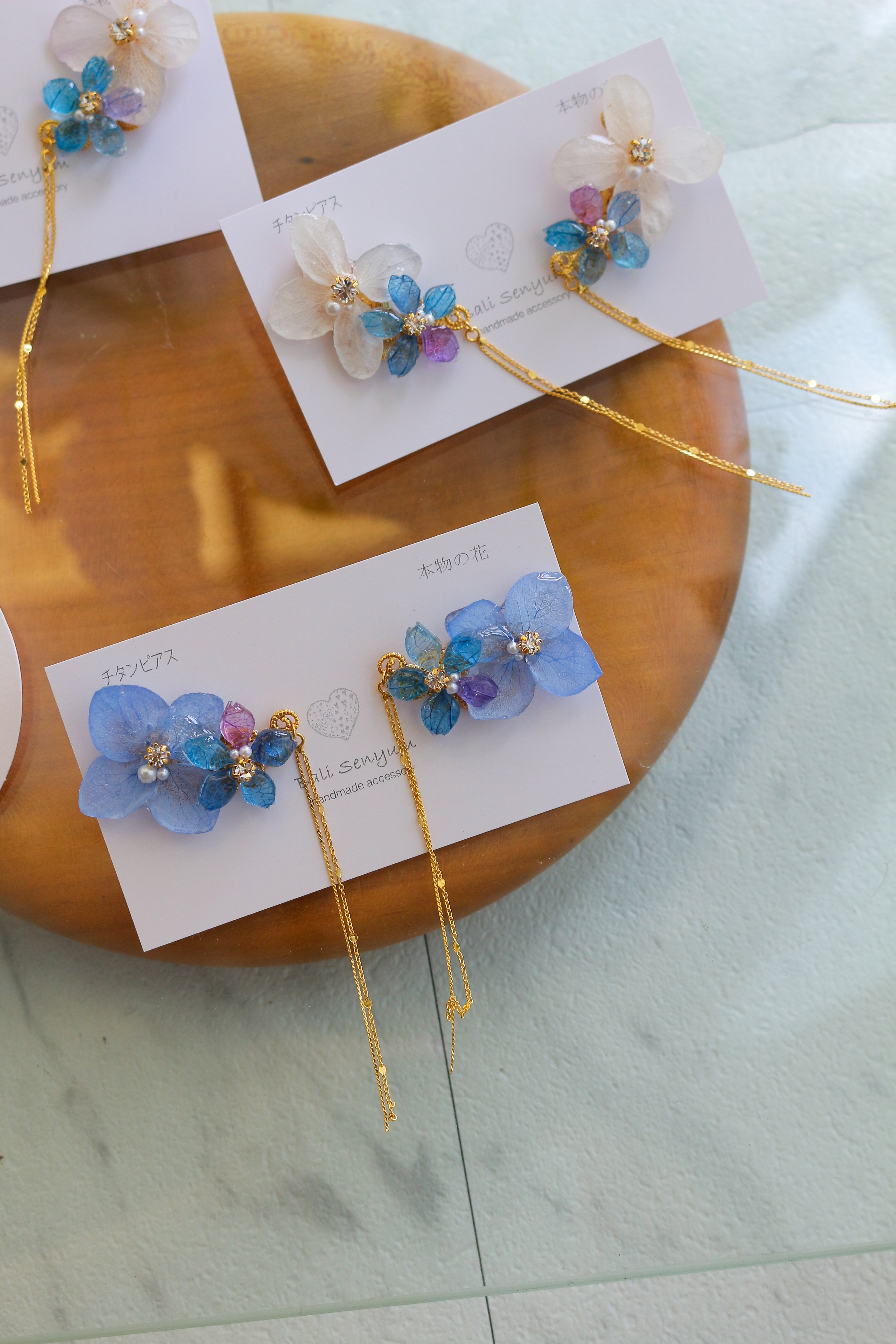 ゼクシィ掲載 flua butterfly flower ピアス flua butterfly flower イヤリング （flua【butterfly flower