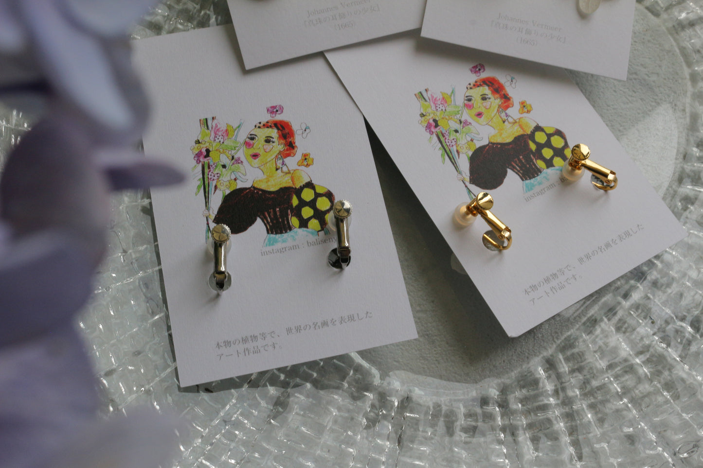 Vermeer's Inspired Flower and Medallion No.2 イヤリング Clip-on 真珠の耳飾りの少女