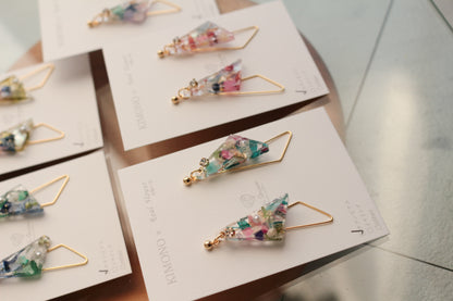 Triangular Floral Earrings - KIMONO Art Jewelry No.2 ピアス or イヤリング