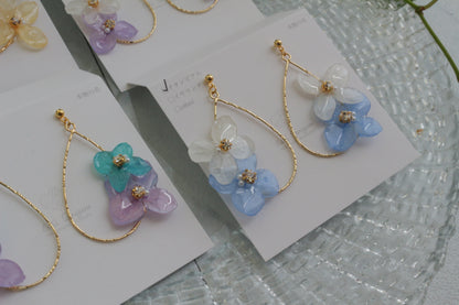 Teardrop Hoop Earrings with Hydrangeas No.21 ピアスorイヤリング