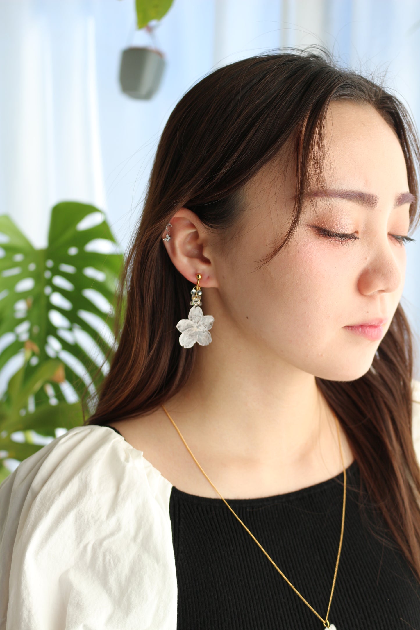 Someiyoshino Real Shape Sakura Earrings