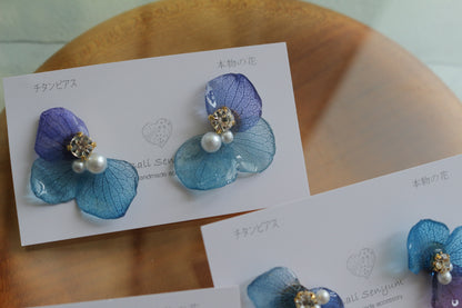 Hydrangea Wing No.126- Titanium Pierce(ピアス）