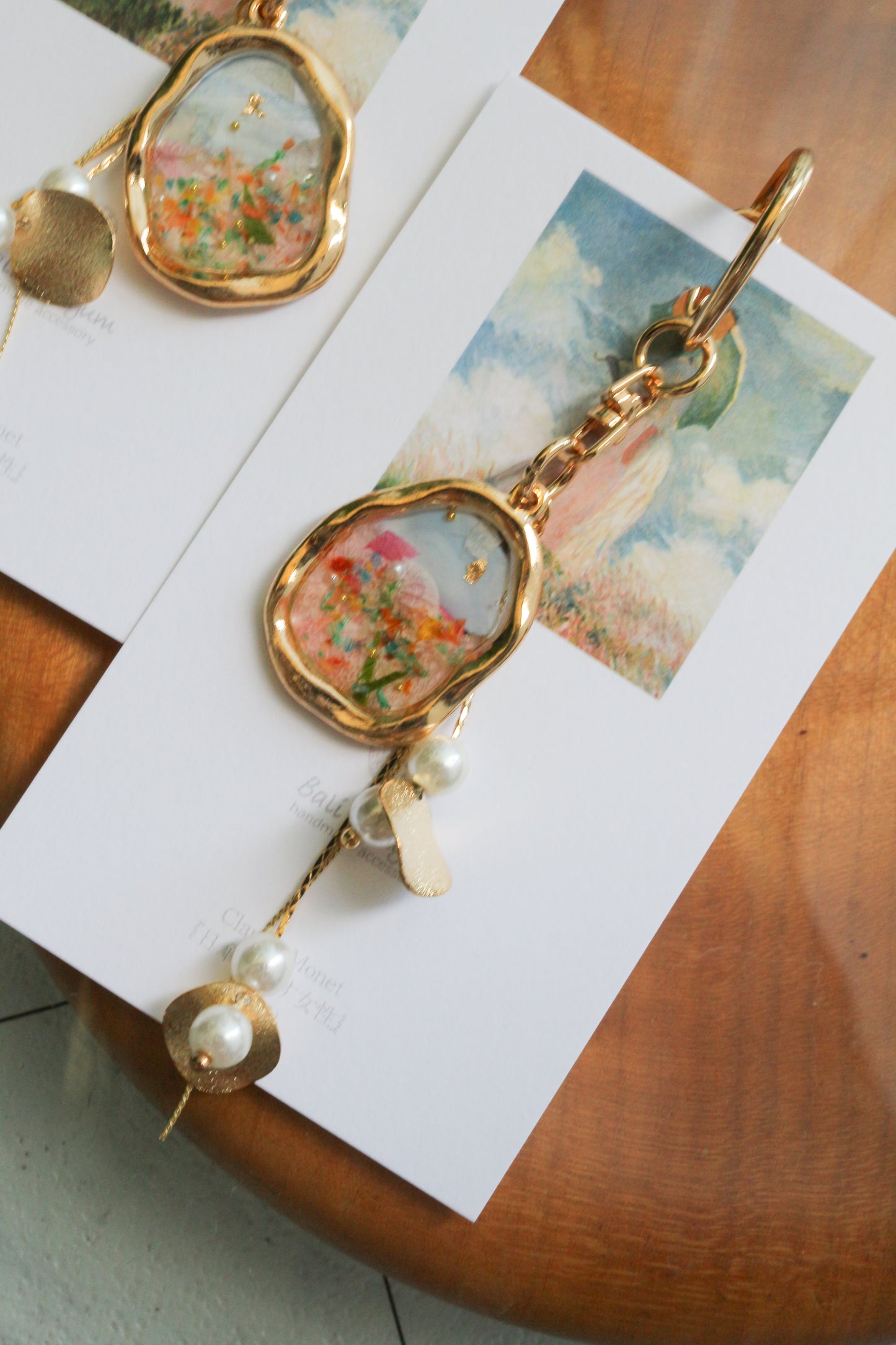 Monet Inspired Flower Bag Charm No.2 散歩（日傘をさす女性)