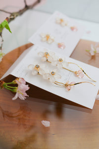 Real "Someiyoshino" Sakura Earring - White Sakura "凛"