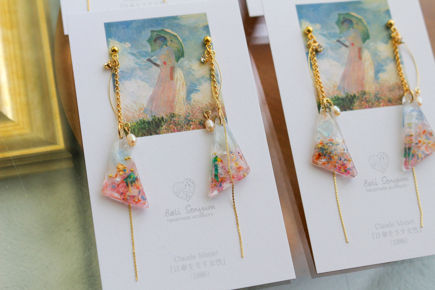 Claude Monet Woman with a Parasol Inspired Triangular Floral Earrings-散歩（日傘をさす女性）