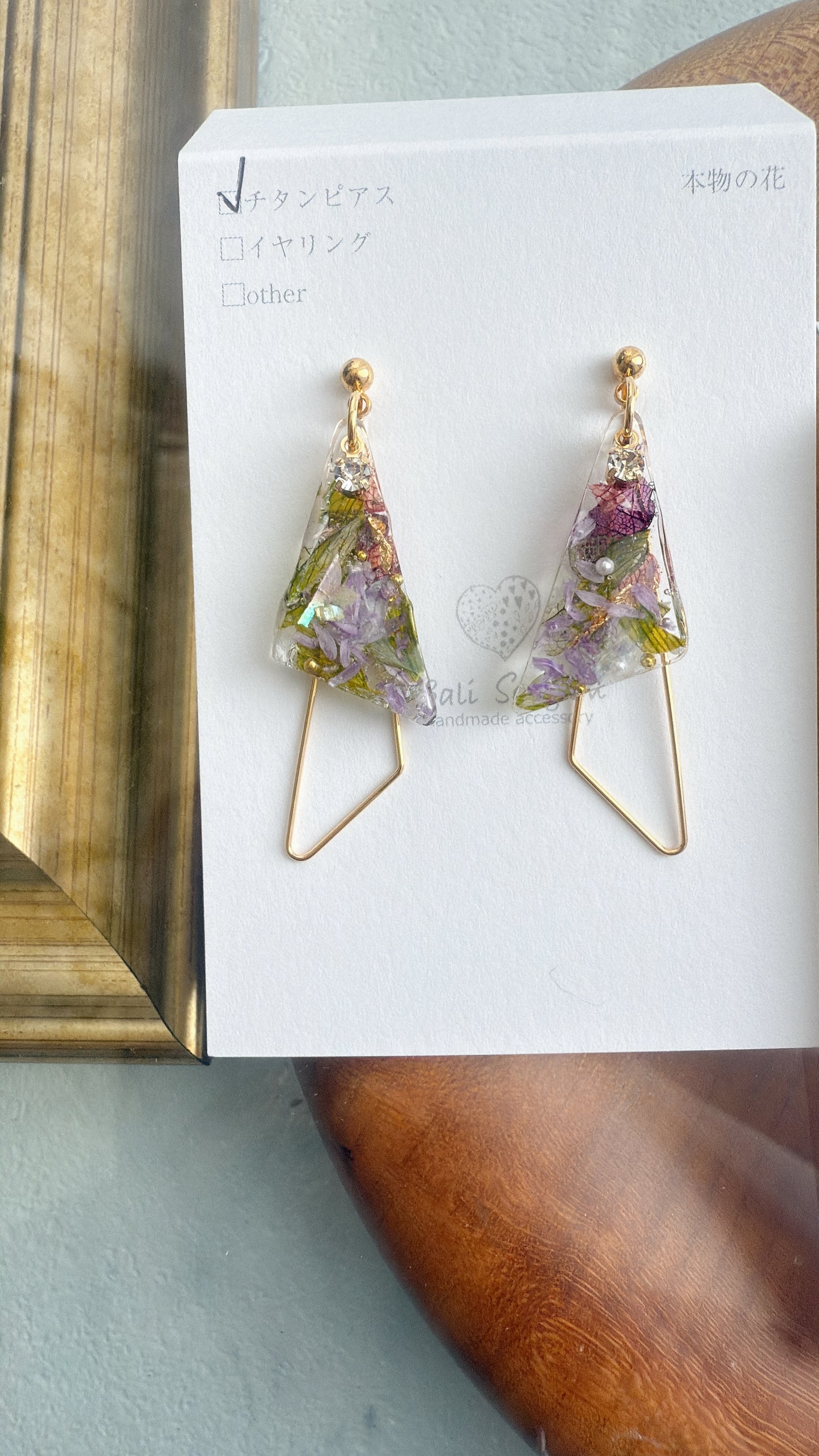 Claude Monet Garden in Giverny Inspired Triangular Floral Earrings -  モネの庭のアヤメ　No.3