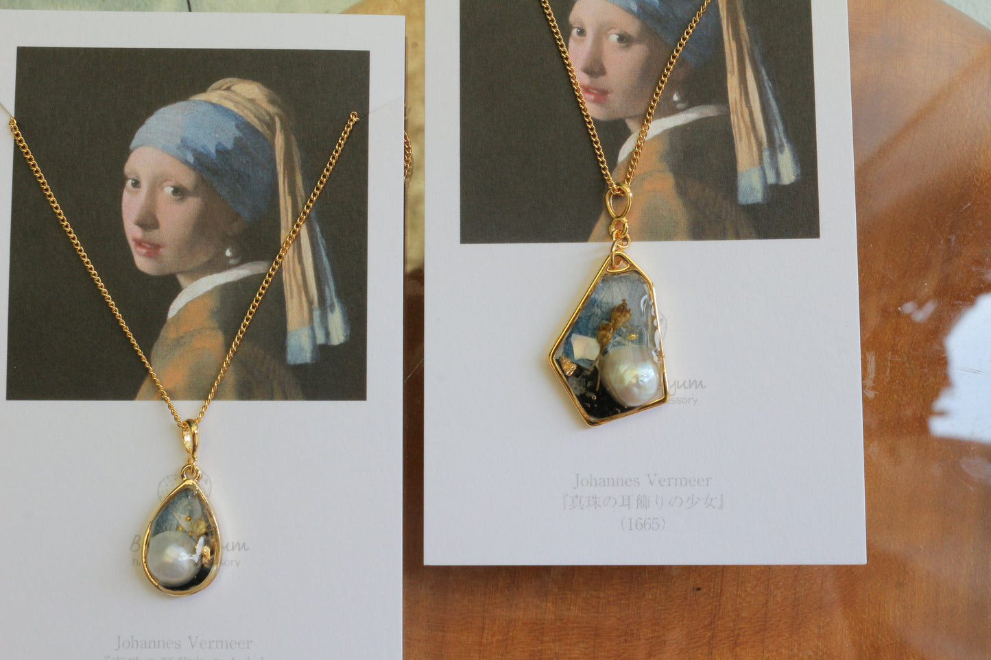 Veermeer's Irises Inspired Necklace - 真珠の耳飾りの女性