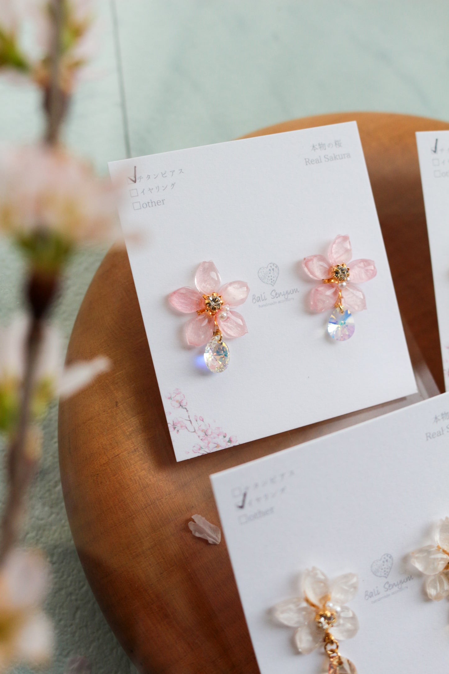 Someiyoshino Sakura Earrings with Sparkling Gem #051