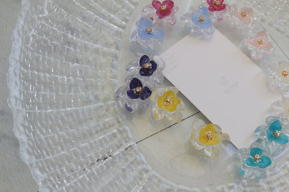 Clear Petals & Flower No.1 パーツ選べます。ピアス  or イヤリング
