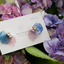 Blue Gradation & Pink Hydrangea Wing  -Titanium Pierce(ピアス）