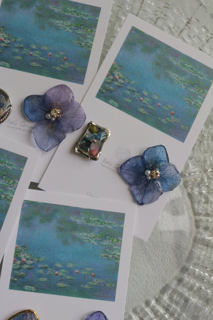 Monet's Water Lilies Inspired Flower and Medallion No.32 イヤリング Clip-on 睡蓮