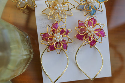 Three Layer Flower with Wave Hoop