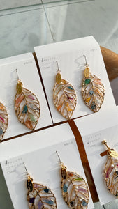 Leaf Earrings With Seasonal Flower Petals No.38