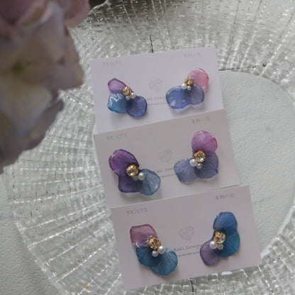 Hydrangea Wing No.143- Titanium Pierce(ピアス）