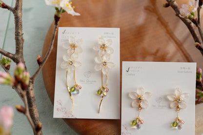 Real "Someiyoshino" Sakura Earring Kumamoto Homage- 緑桜の御衣黄   モチーフ
