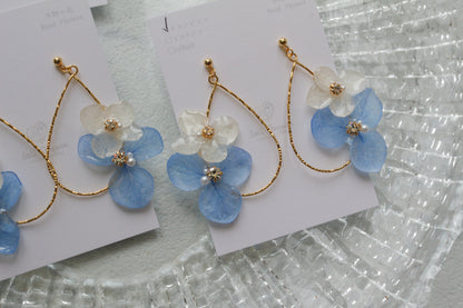 Teardrop Hoop Earrings with Hydrangeas No.22 ピアスorイヤリング