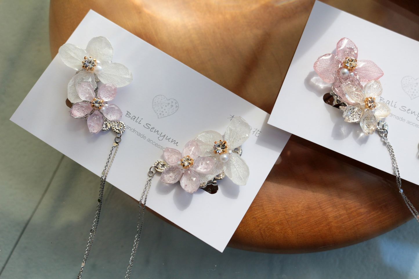 Hydrangea Flying Butterfly  No.48 - Clip-on(イヤリング）