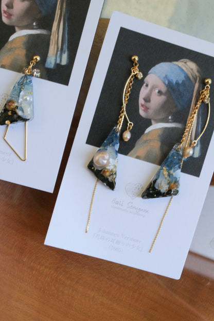 Johannes Vermeer Inspired Triangular Floral Earrings-真珠の耳飾りの少女