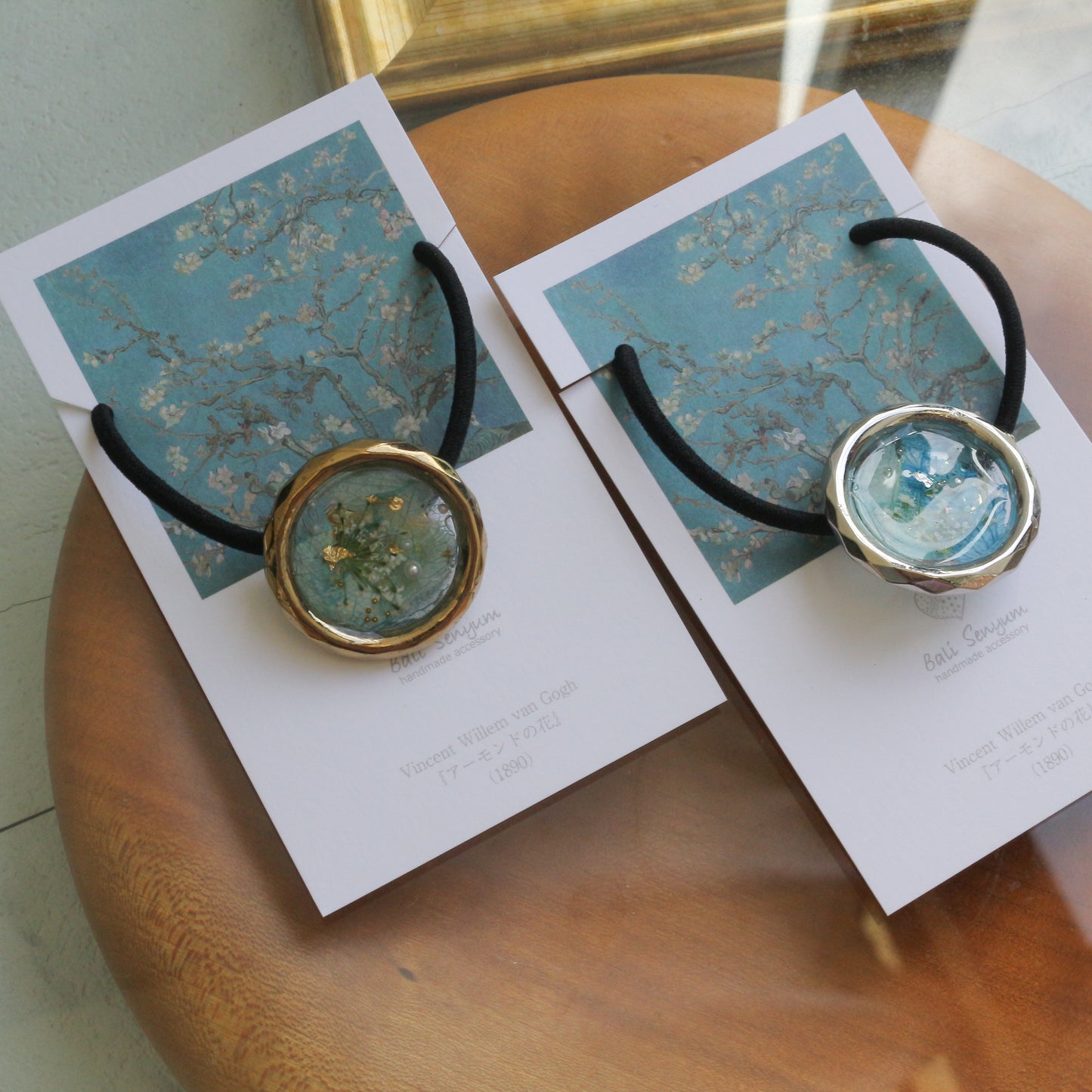 Gogh's Inspired Hair tie - アーモンドの花