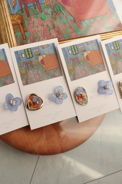 Gogh Inspired Flower and Medallion Earring No.3 ピアスTitanium Pierce ゴッホの寝室