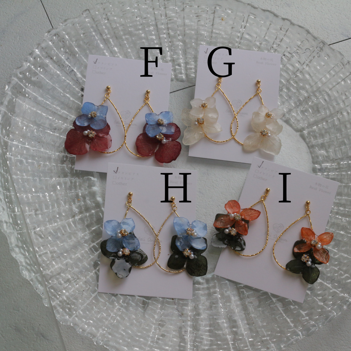 Teardrop Hoop Earrings with Hydrangeas No.24 ピアスorイヤリング
