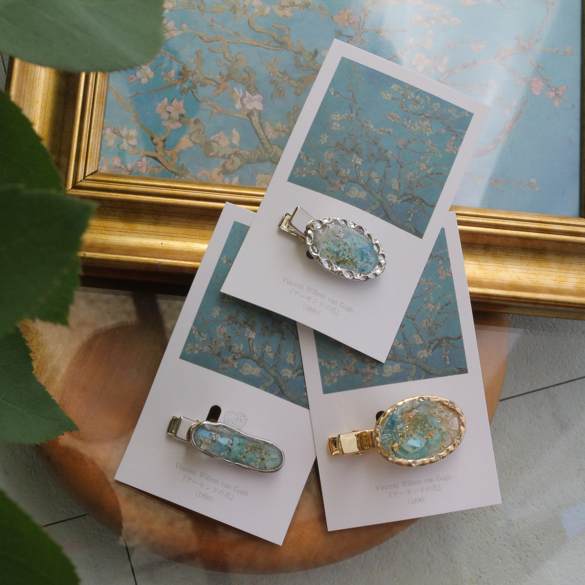 Gogh's Inspired Hair Clip - アーモンドの花