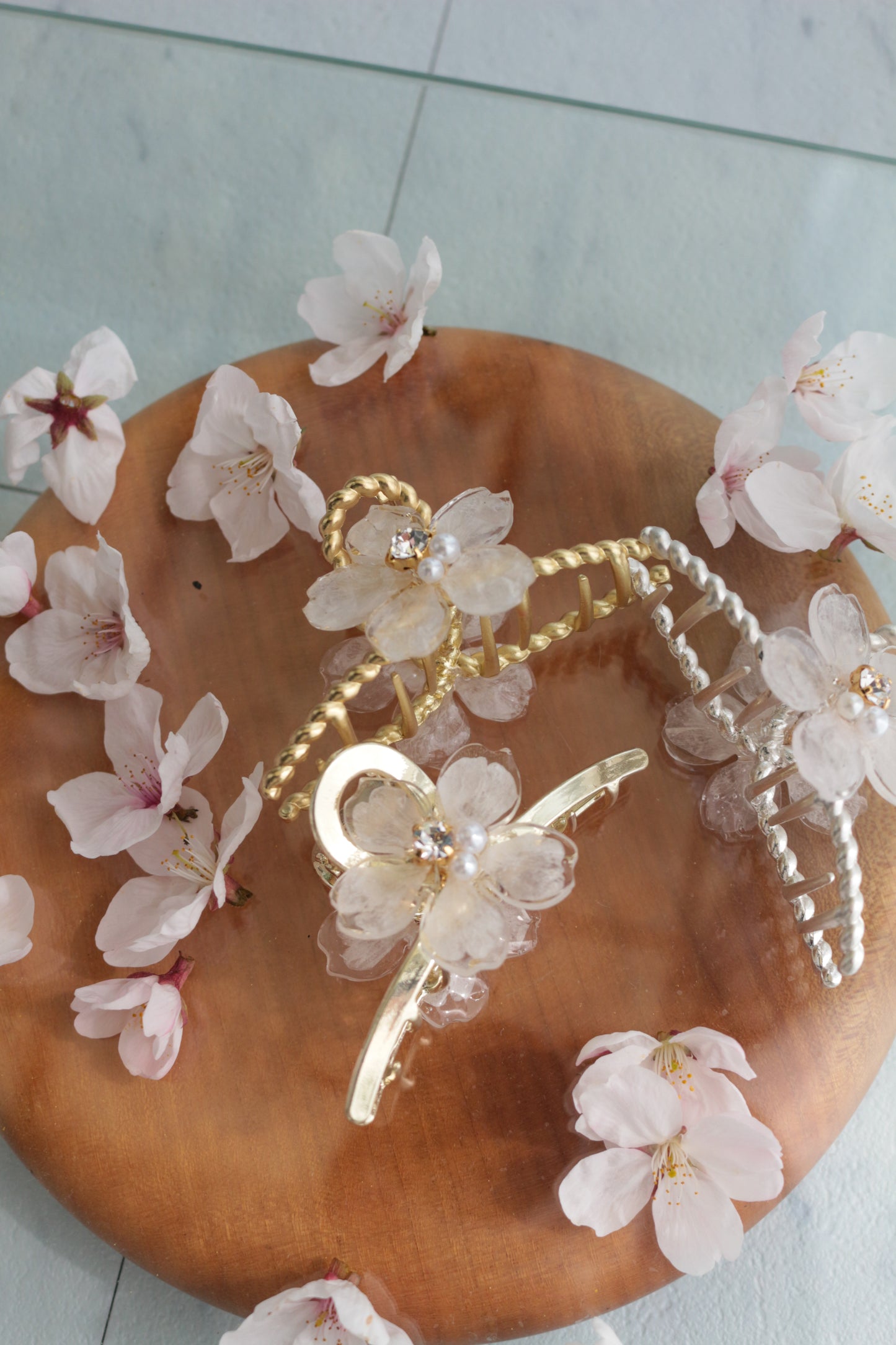 Someiyoshino Sakura Hair Clip - White #S010