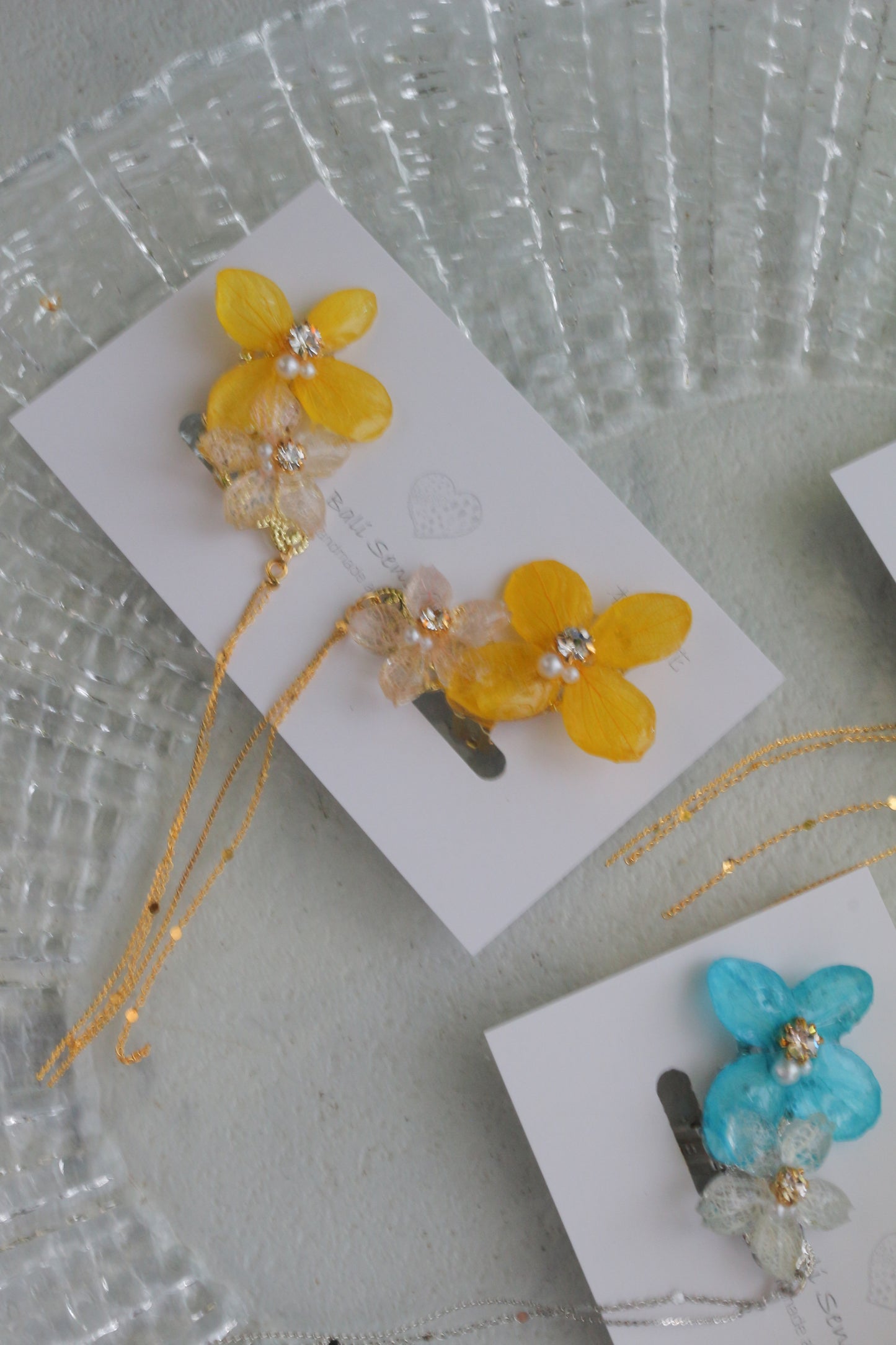 Hydrangea Flying Butterfly  No.57- Clip-on(イヤリング）