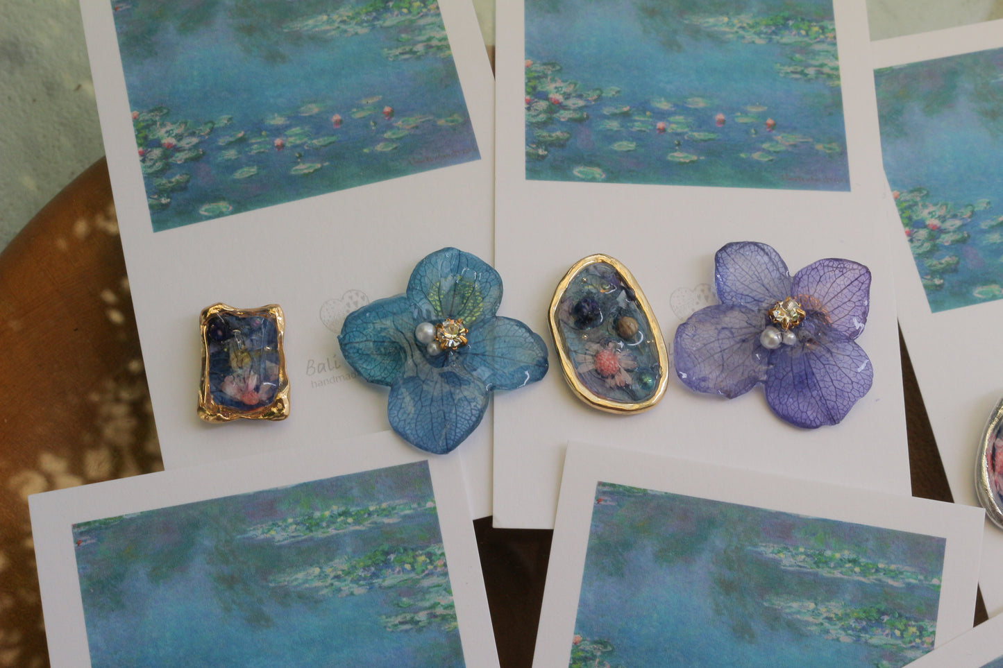 Monet Inspired Flower and Medallion No.38 ピアスTitanium Pierce 睡蓮