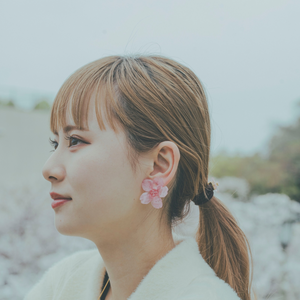 Natural Shape Someiyoshino Sakura Earrings #S004