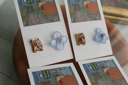 Gogh Inspired Flower and Medallion No.1イヤリング Clip-on ゴッホの寝室