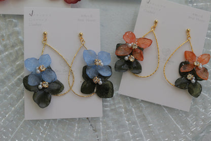 Teardrop Hoop Earrings with Hydrangeas No.24 ピアスorイヤリング