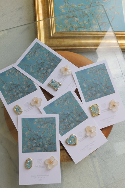 Gogh Inspired Flower and Medallion No. 1 Pierceチタンピアス - アーモンドの花
