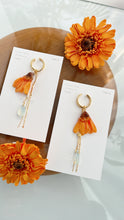 Gerbera Ear-Cuff No.1