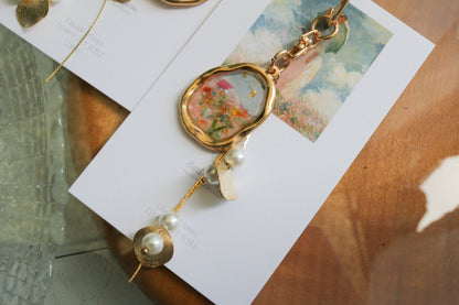Monet Inspired Flower Bag Charm No.2 散歩（日傘をさす女性)