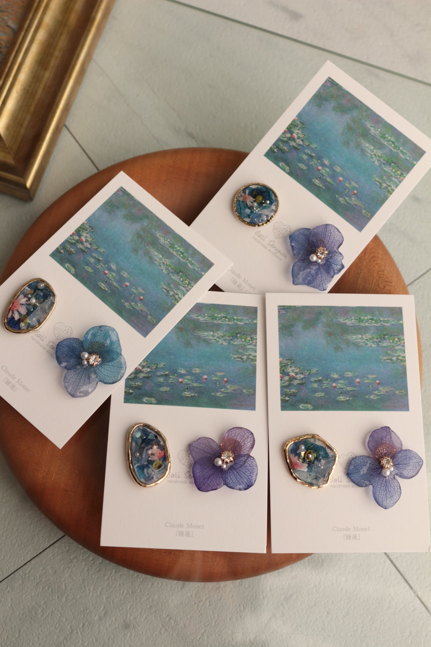 Monet Inspired Flower and Medallion No.17 ピアスTitanium Pierce 睡蓮