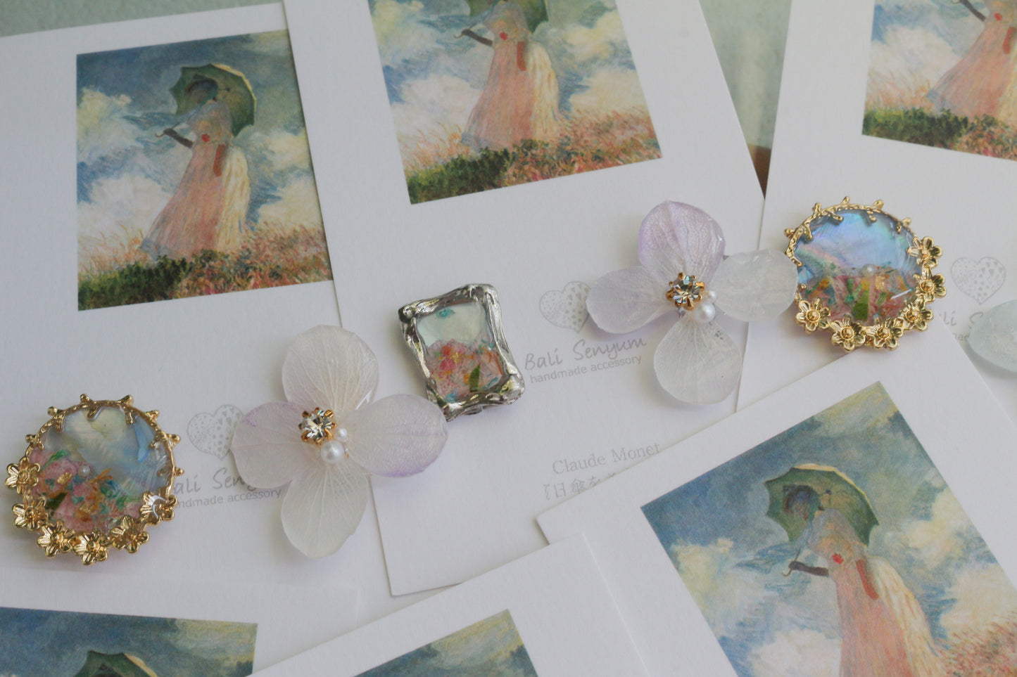 Monet Inspired Flower Earrings No.20 イヤリングClip-on 日傘をさす女性