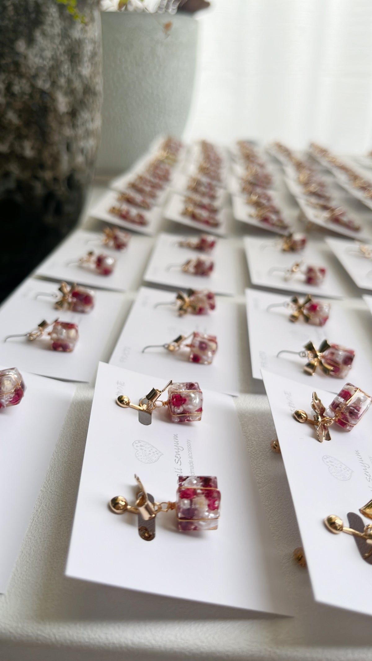 Christmas Gift Earring - White  Christmas #24
