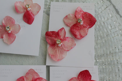 Hydrangea Petal  No.63 パーツ選べます。Clip-on or Titanium Pierce