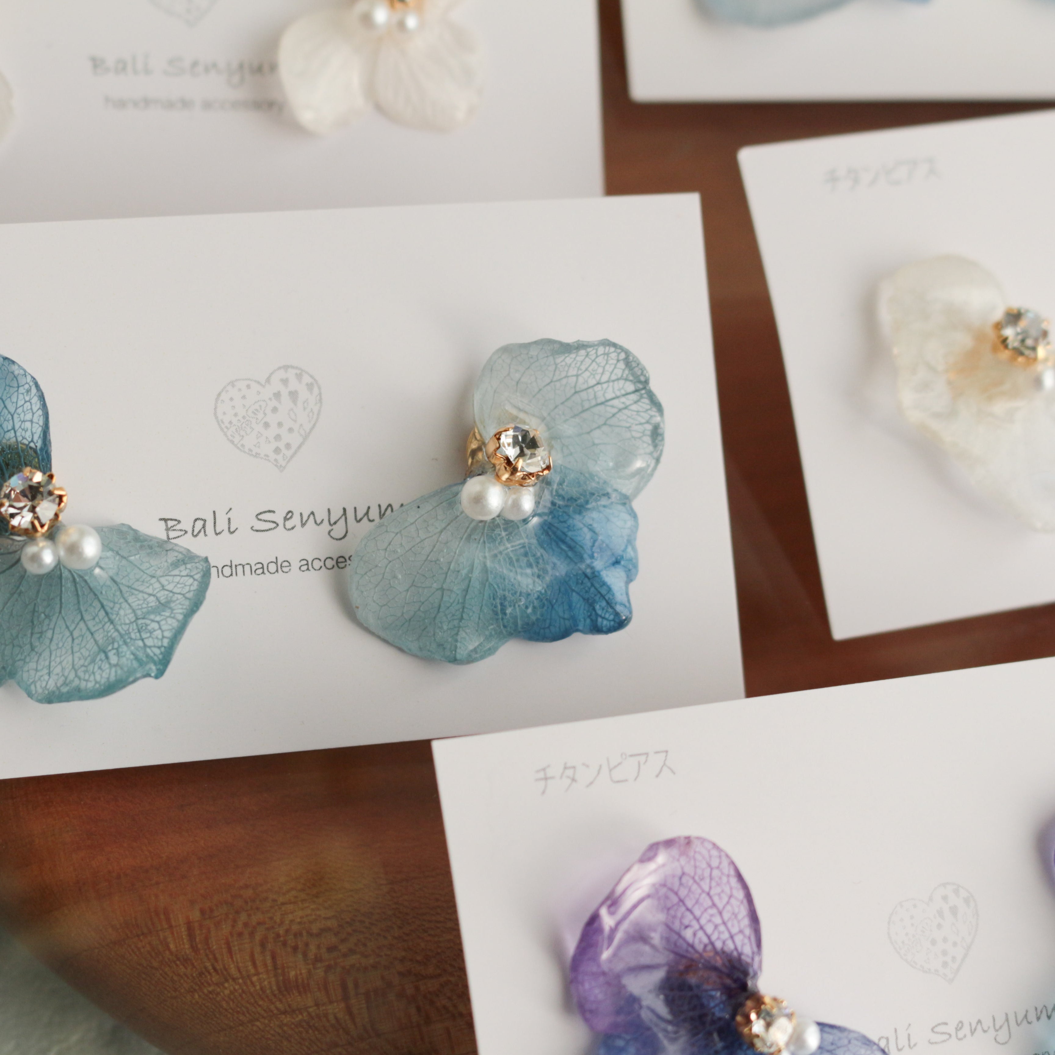 Hydrangea Wing No.138- Titanium Pierce(ピアス） – Balisenyum