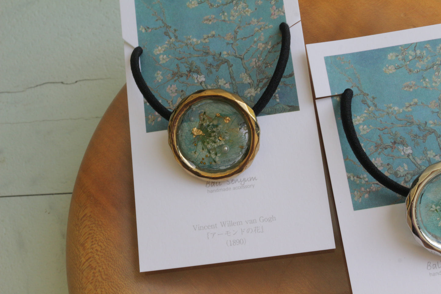 Gogh's Inspired Hair tie - アーモンドの花