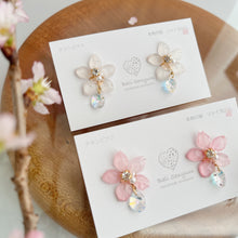 Someiyoshino Sakura Earrings with Sparkling Gem - Medium size