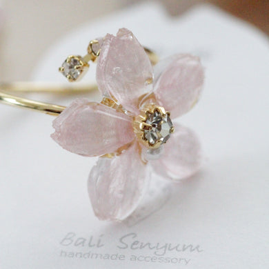 Someiyoshino Sakura Ring with Three Gems NEW